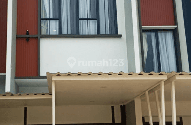 Rumah 3 lantai Cantik Minimalis Rasa Macimalis dgn harga menarik 1