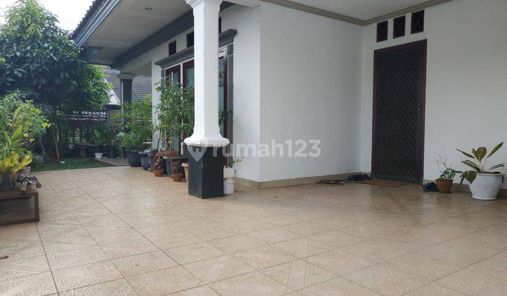 Rumah Hook Asri dan Luas di Jatibening 2