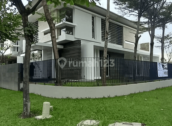 rumah graha family dekat citraland,pakuwon indah, royal residence 1