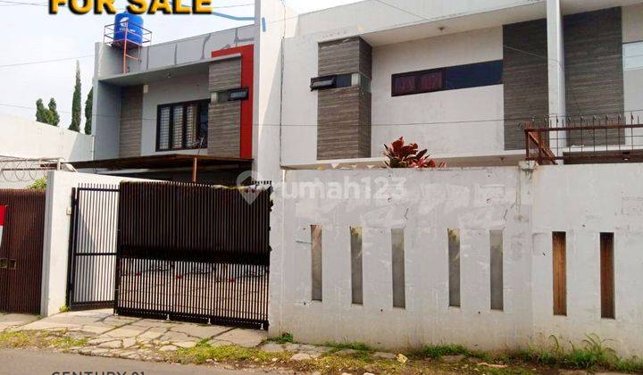 Murah Rumah Cocok Untuk Usaha di Jl. Cipedes, Bandung 1