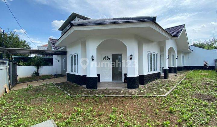 Rumah nyaman di Graha Cinere 1