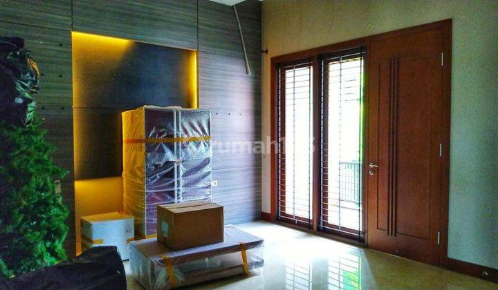 URGENT!  Rumah Tinggal Lux Setraduta Lestari, Kota Bandung 2