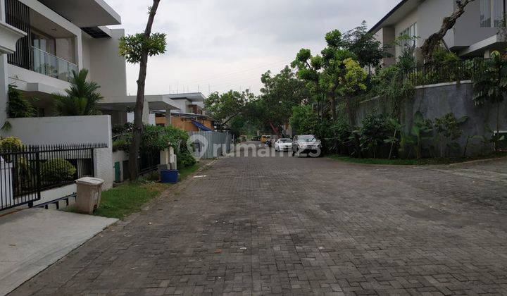 Rumah Mewah Lingkungan Elit di Perum. Candi Golf, Semarang 2