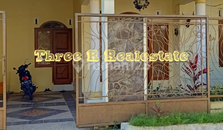 Jual BU, Rumah besar lt 150m2 dibawah harga pasar Jual BU, Rumah besar lt 150m2 dibawah harga pasar