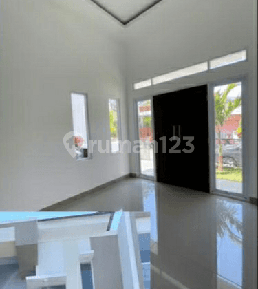 Rumah baru modern cantik siap huni 2