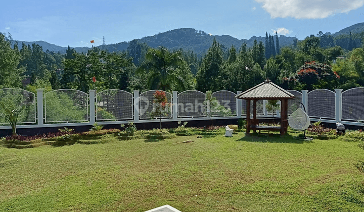 rumah vila puncak 1