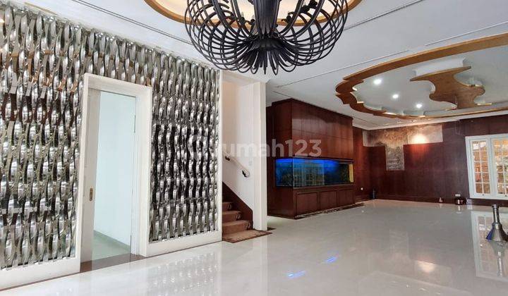 Rumah Cantik Bagus Area Elite Kebayoran Baru 1