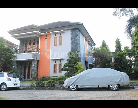 Rumah Cantik Lingkungan Nyaman, Cisaranten Bandung 1