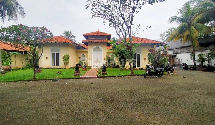 Rumah Cantik Terawat Murah Area Kemang 1