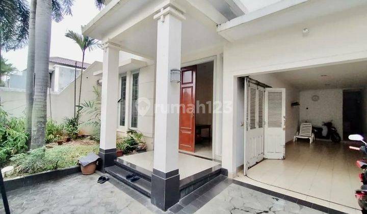 Rumah Mewah private s pool dekat pusat bisnis di kemang Jakarta selatan. 1