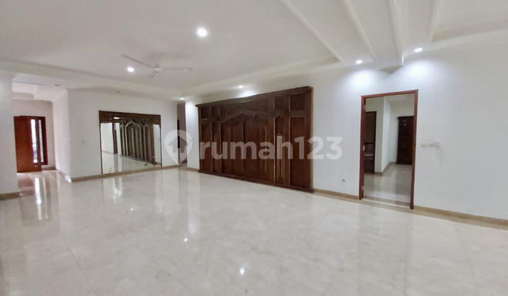 Relaxing Home With Nice Garden And Pool Ajh04015 2