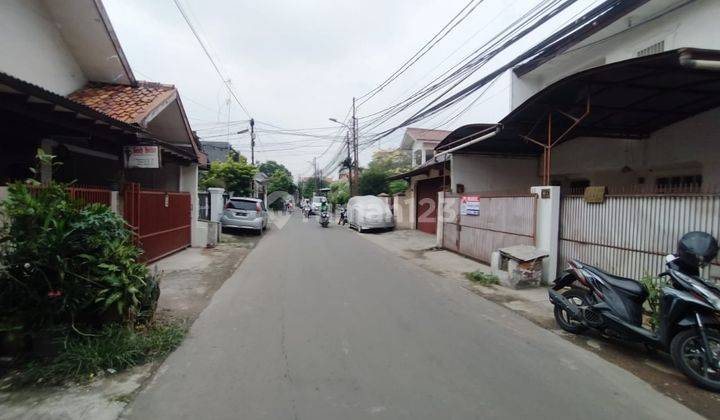 RUMAH SIAP HUNI.. LOKASI BAGUS..  JALAN BESAR COCOK UNTUK USAHA DAN TEMPAT TINGGAL 2