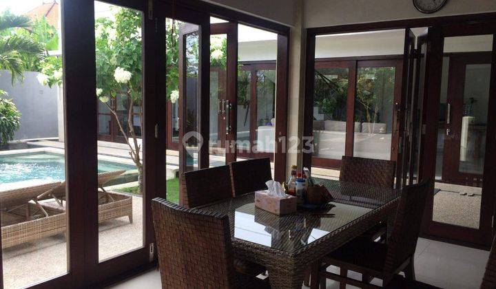 VILLA MODERN FURNISH BUMBAK UMALAS 2