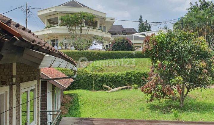 Villa Halaman Luas Lokasi Strategis Di Dago Pakar Bandung 2