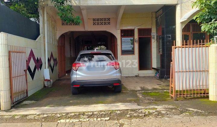 Dijual cepat rumah luas di Pondok Gede. Lokasi strategis dengan harga terbaik 2