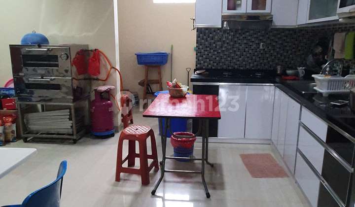 Rumah Minimalis 2 lantai di DutaGarden Dekat Bandara Soeta Rumah Minimalis 2 lantai di DutaGarden Dekat Bandara Soeta