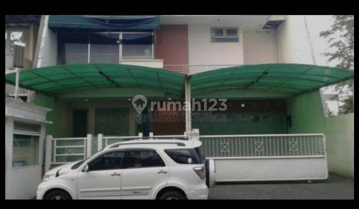 Rumah di  Intercon Kebon Jeruk Siap Huni 1