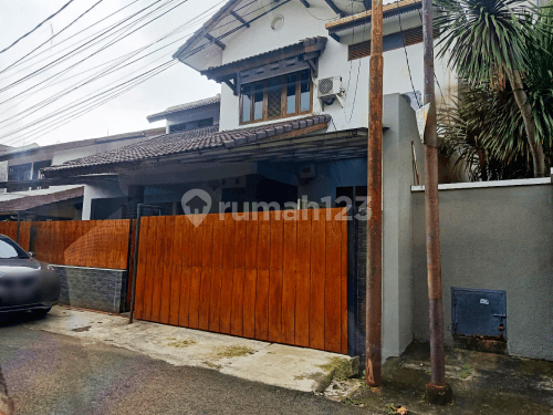 Rumah Nyaman daerah Lebak Bulus 1