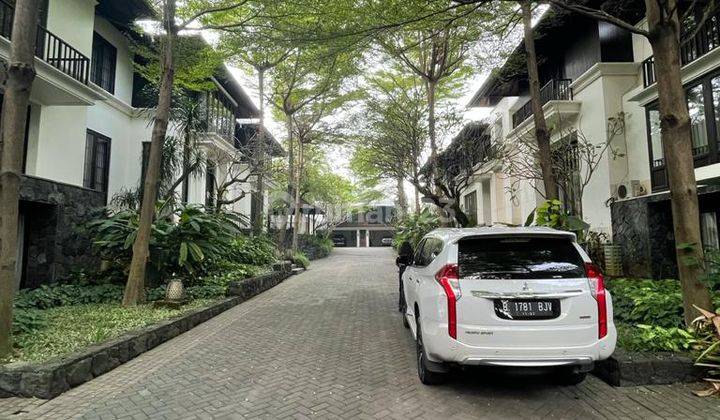 Townhouse Bagus Strategis Pejaten Barat Jakarta Selatan 2