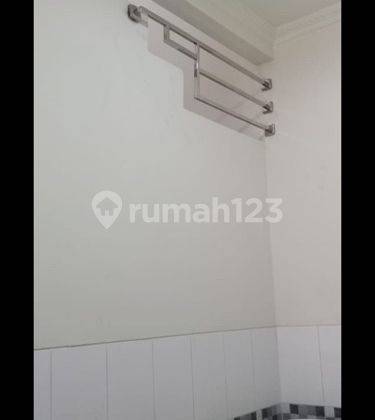 Rumah Baru,2,5 Lantai, Poris Simpruq 1