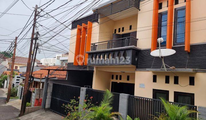 Rumah Jati padang 2 Lantai Bagus Siap Huni Akses Strategis 1