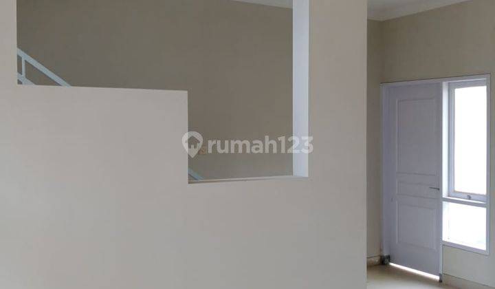 Dijual Rumah Mewah 2 Lantai Lokasi Todopuli Harga Murah 2