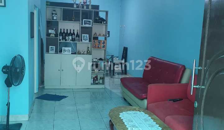 Di Jual Rumah 1 ¾ lantai  di Puri Gardenia 