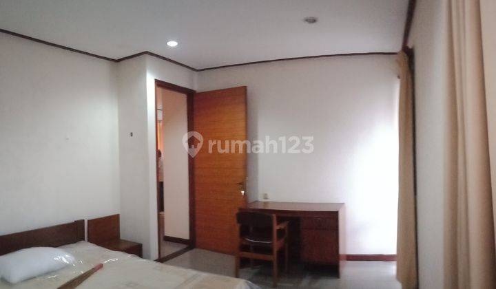 Rumah 2 Lantai di Ciumbuleuit, Bandung - Komplek Nyaman, Adem, Sejuk, 10 menit ke Kampus UNPAR 1