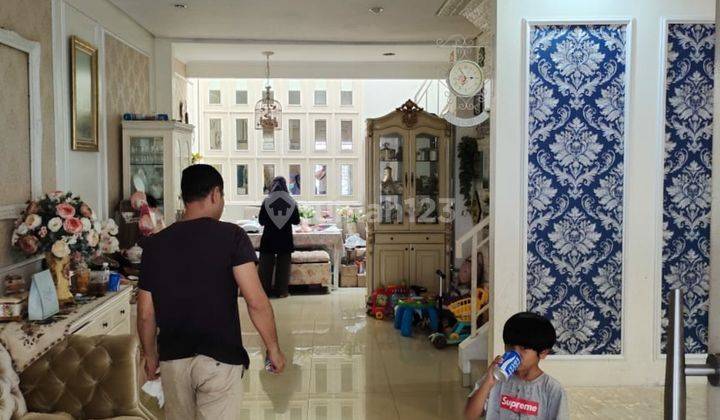 Puri Mansion. Jakarta Barat. Lokasi Strategis. Ada 2 Akses Pintu Keluar Masuk. Akses Ke Puri Indah dan ke PIK Dekat Sekali 2