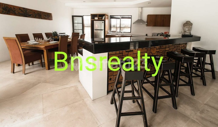 Villa Jual Lokasi Berawa 2