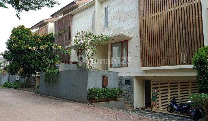 Rumah Siap Huni dalam Town House 1