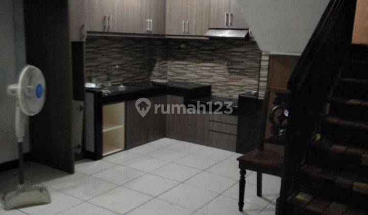 minimalis 2,5 lt dekat stasiun kamar 5 siap huni 1