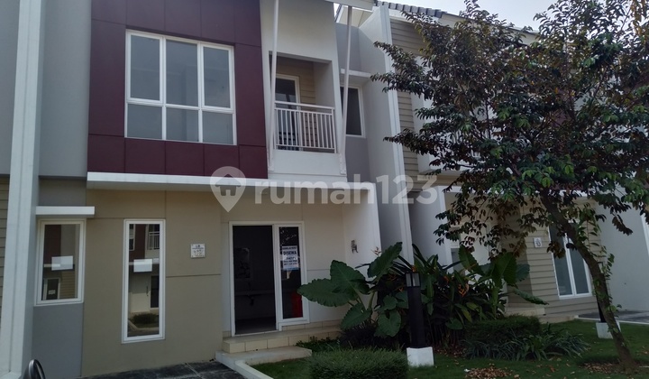 For Rent 2-Story House in Advani Cluster, LB 12, Summarecon Emerald Karawang For Rent 2-Story House in Advani Cluster, LB 12, Summarecon Emerald Karawang