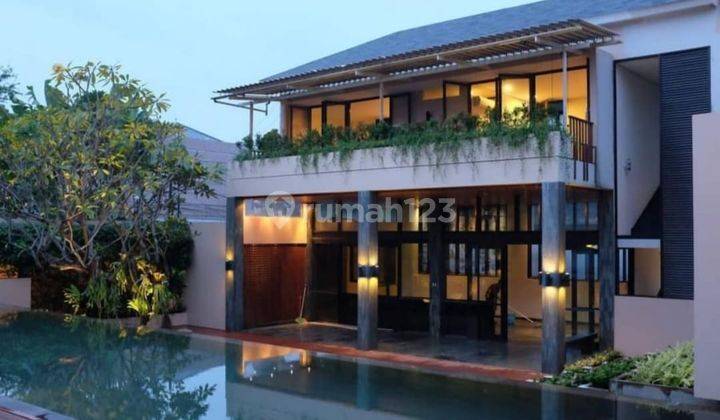 Rumah Mewah Luxurios Tropical Strategis Lokasi Jakarta Selatan 2