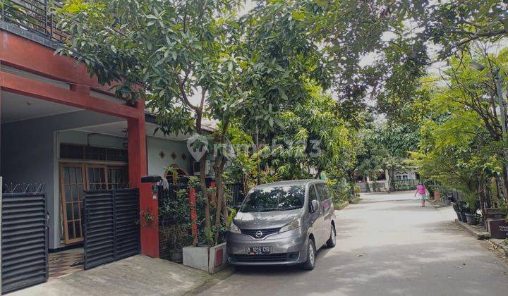 Rumah di Karawaci Tangerang kamar banyak 1