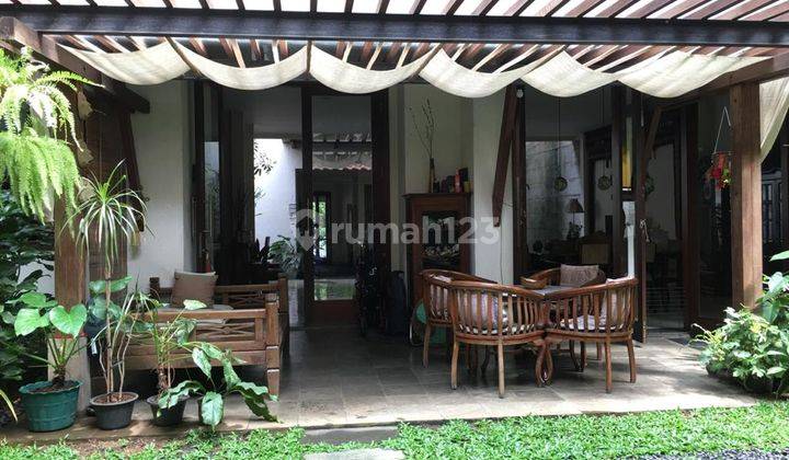 Rumah di Permata Hijau, Jakarta Selatan, Butuh Cepat, Dekat Halte 1