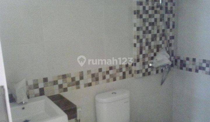 Rumah cantik ekonomis di Kemang Timur 2