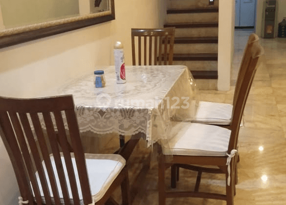 Furnished House di Kebayoran Baru 2