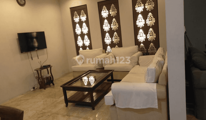 Furnished House di Kebayoran Baru 1