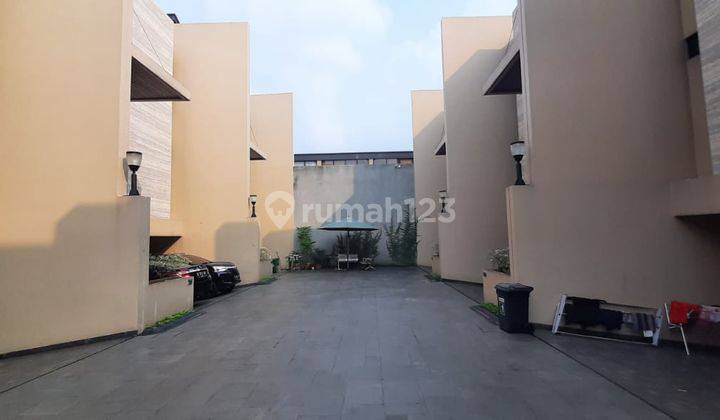 Dijual Secara Lelang Rumah Bagus Di Perumahan Amiele Residence, Pejaten Barat. 2