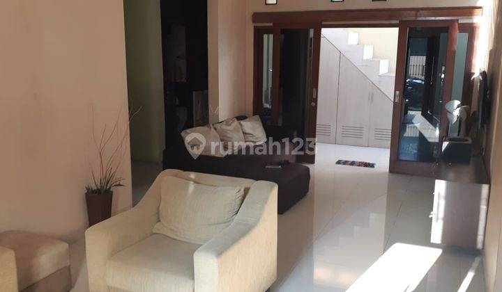 Rumah Dijual Bagus di Cinere 2