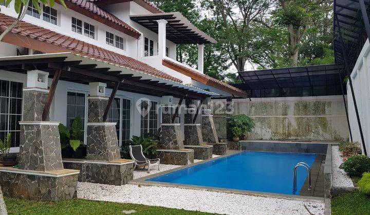 Rumah Mewah 9M-an Di BSD Taman Tirta Golf Lingkungan Rimbun Sejuk 1