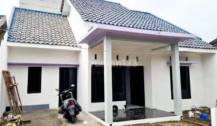 Rumah baru 1 lantai  dekat pusat kota 1