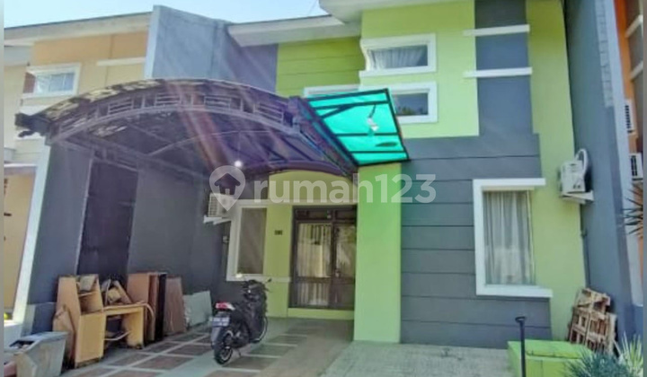 Rumah bagus tengah kota siap huni dijual di Graha Wahid Sambiroto Tembalang semarang selatan 2