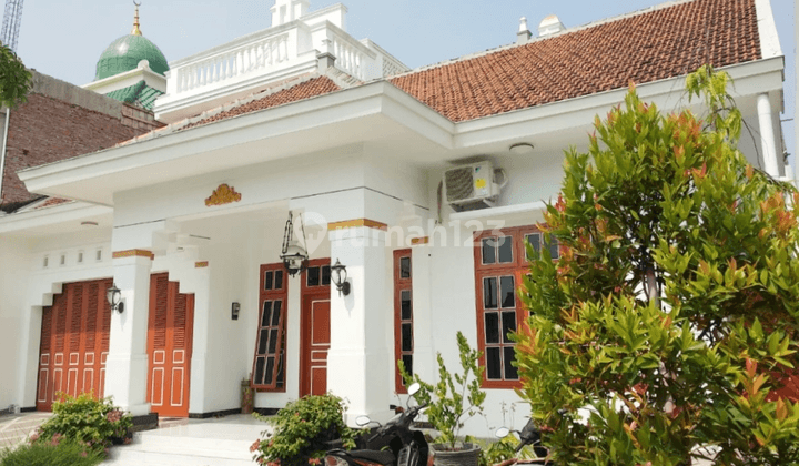 Rumah Mewah Arsitektur Kolonial / Eropa 2