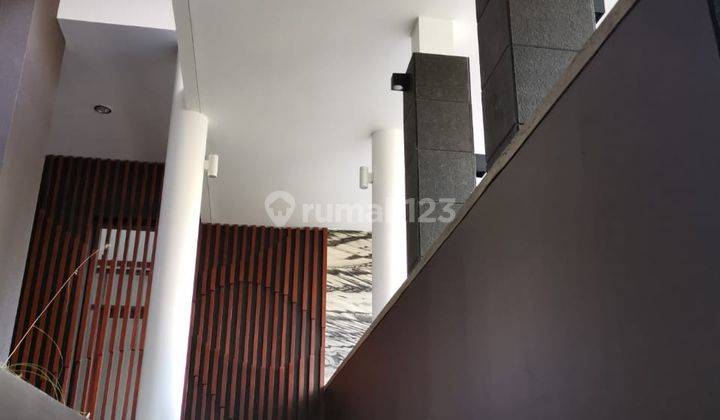 Rumah Modern Minimalis di Setra Duta Bandung 1