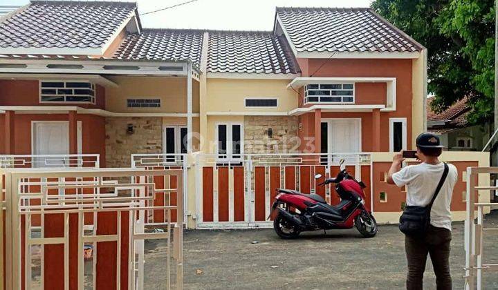 Rumah pinggir jalan harga promo di kota depok 1