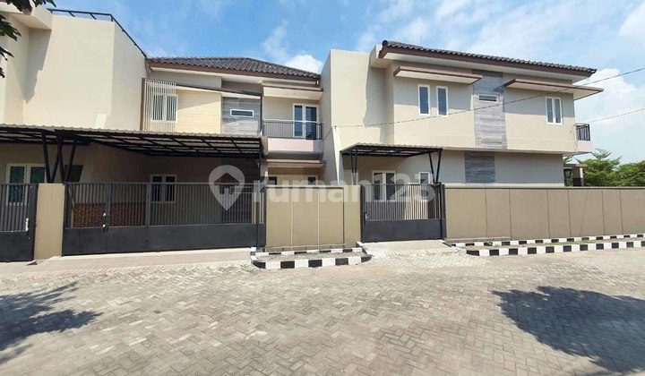 Rumah di Ketintang Wiyata, Baru Gress, Minimalis, Siap Huni Rumah di Ketintang Wiyata, Baru Gress, Minimalis, Siap Huni