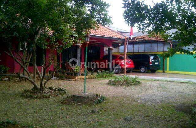 Rumah 1 lt Jl Cilobak Raya Pangkalan Jati. Halaman luas LT 830 m2 1