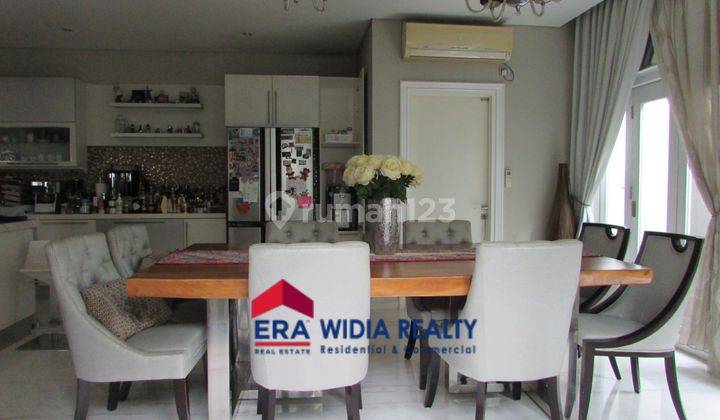 Dijual Rumah Mewah Tropical Modern 2 Lantai Menteng Jakarta  2